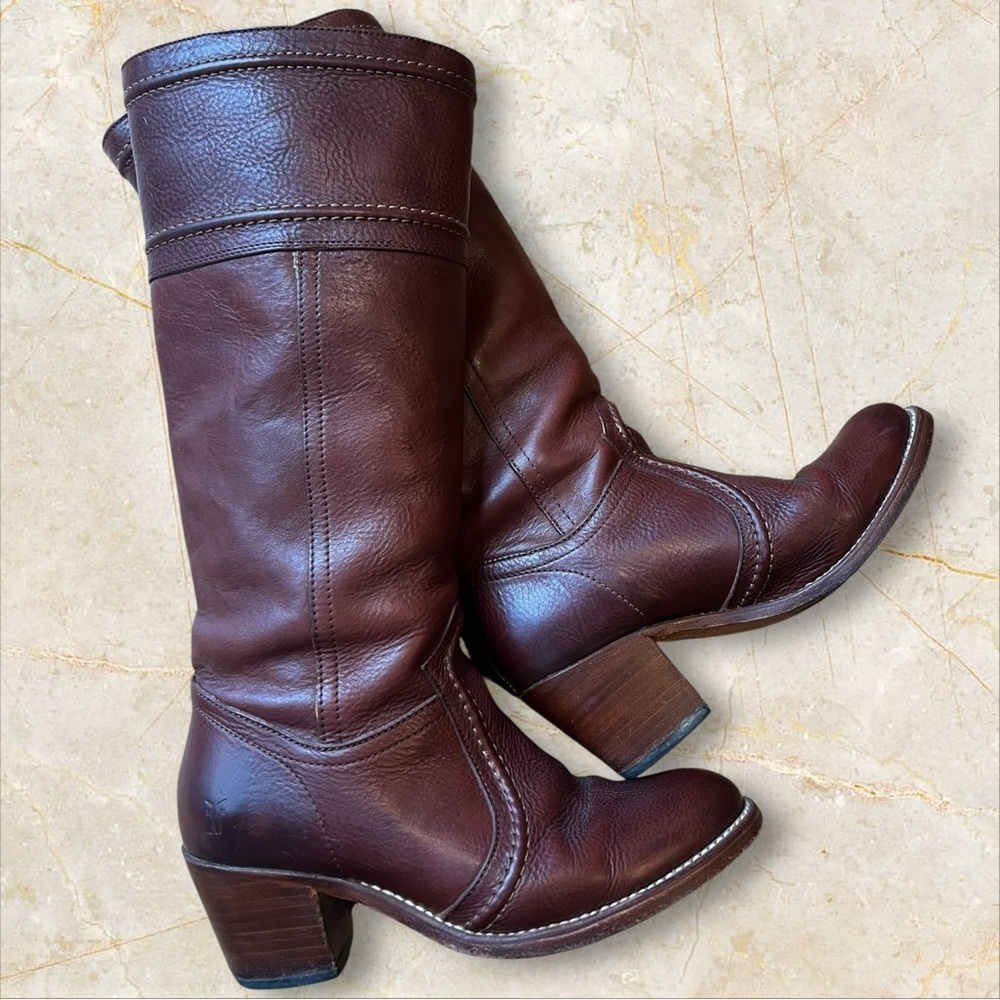 Frye Vintage 90s Chestnut Leather Heeled Boots size 8B